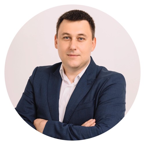 Олександр – CEO